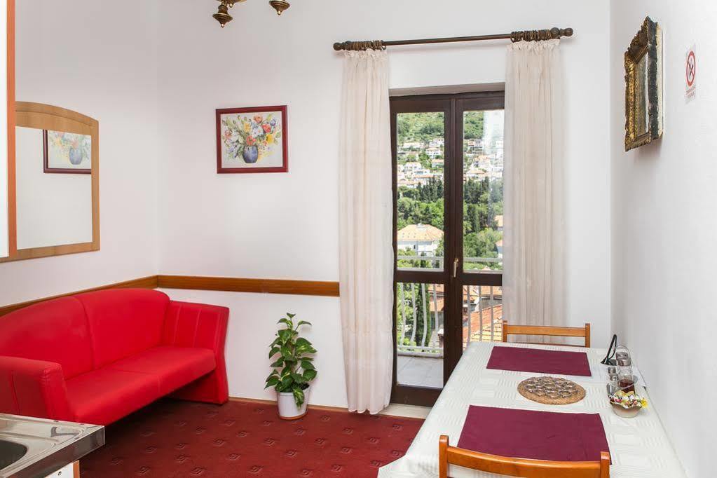Guest House Cesic Dubrovnik Exterior photo